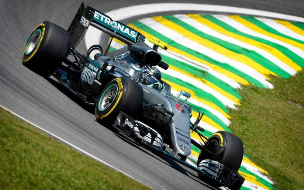 ブラジルGP予選Q3でのニコ・ロズベルグのアタック