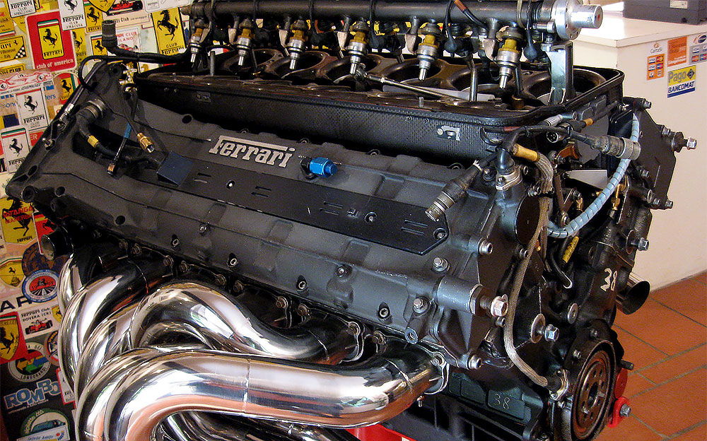 1995年の3リッターV12フェラーリエンジン
