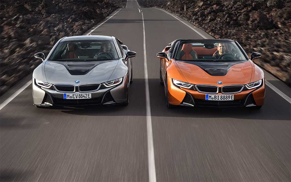 新型BMW i8 CoupeとBMW i8 RoadStar