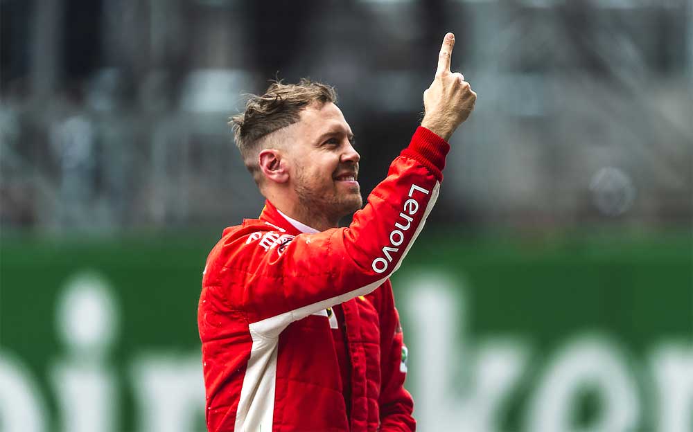 2018年F1中国GPでポールを獲得し喜ぶフェラーリのセバスチャン・ベッテル