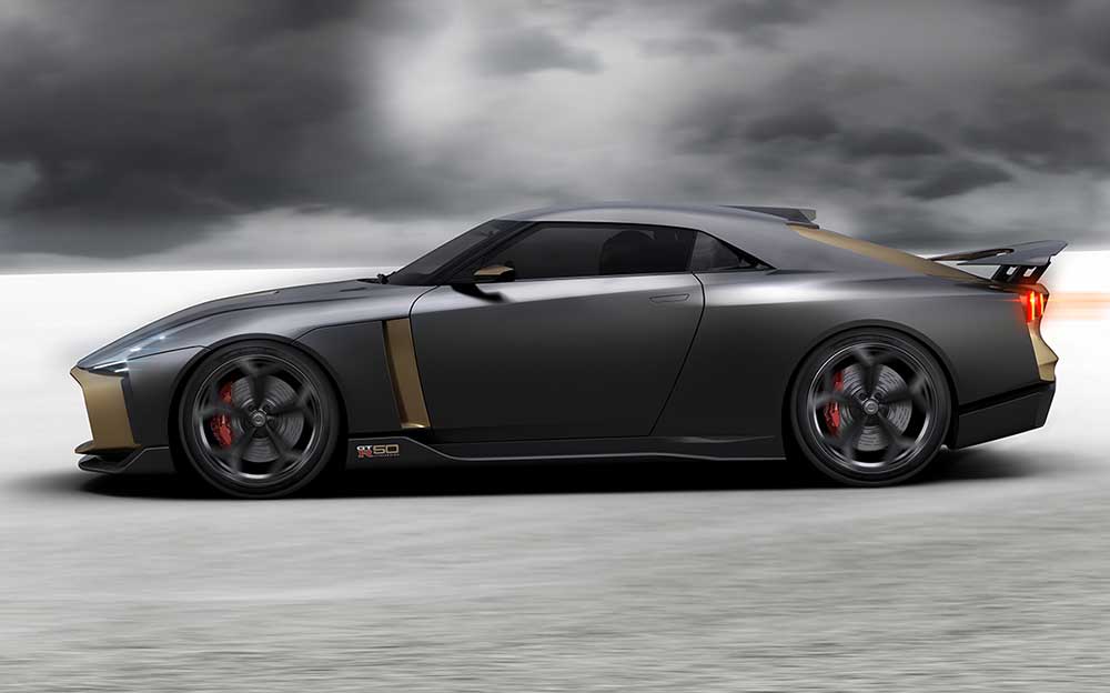 イタルデザインとのコラボ車両Nissan GT-R50 サイド