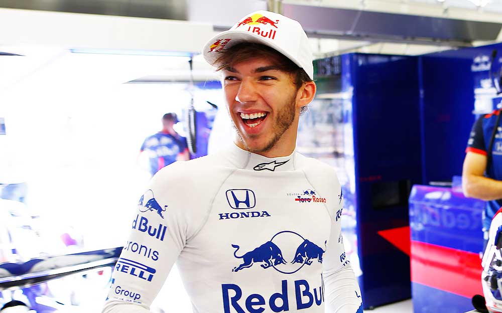 笑顔のピエール・ガスリー、2018年F1オーストリアGP 2日目