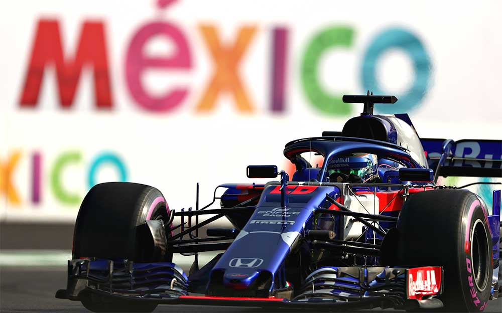 エルマノス・ロドリゲス・サーキットを走るトロロッソ・ホンダSTR13、2018年F1メキシコGP 2018年10月26日
