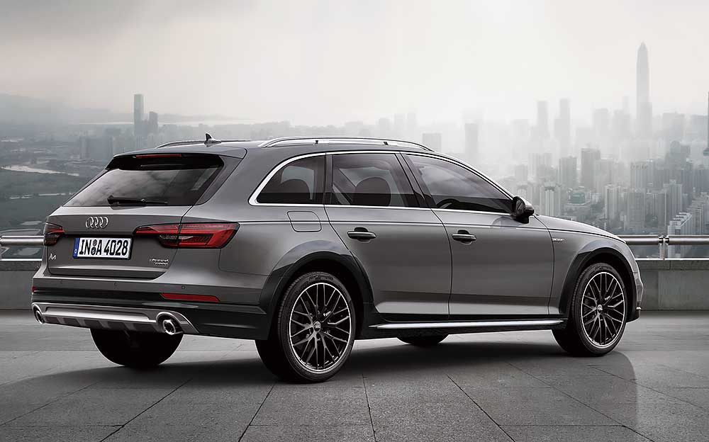 Audi A4 allroad absoluteリア