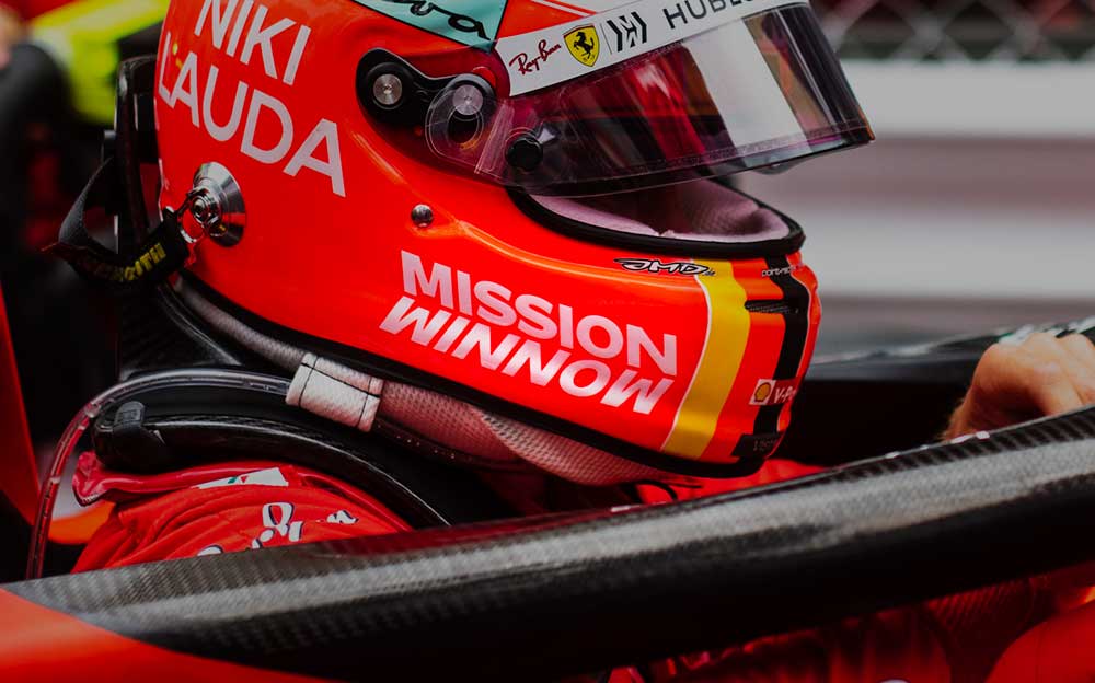 ニキ・ラウダ追悼ヘルメットに貼られた「Mission Winnow」のロゴ
