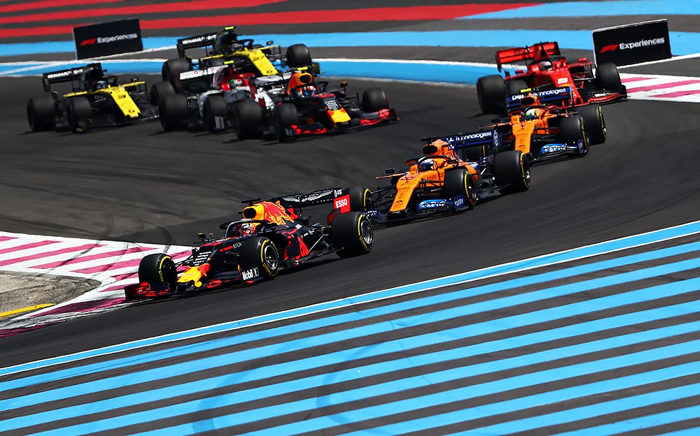 2019年F1第8戦フランスGP決勝レースで競い合うF1マシン