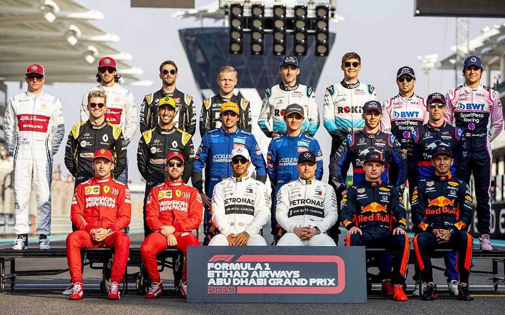2019年シーズンF1世界選手権参戦ドライバー集合写真、最終アブダビGPにて