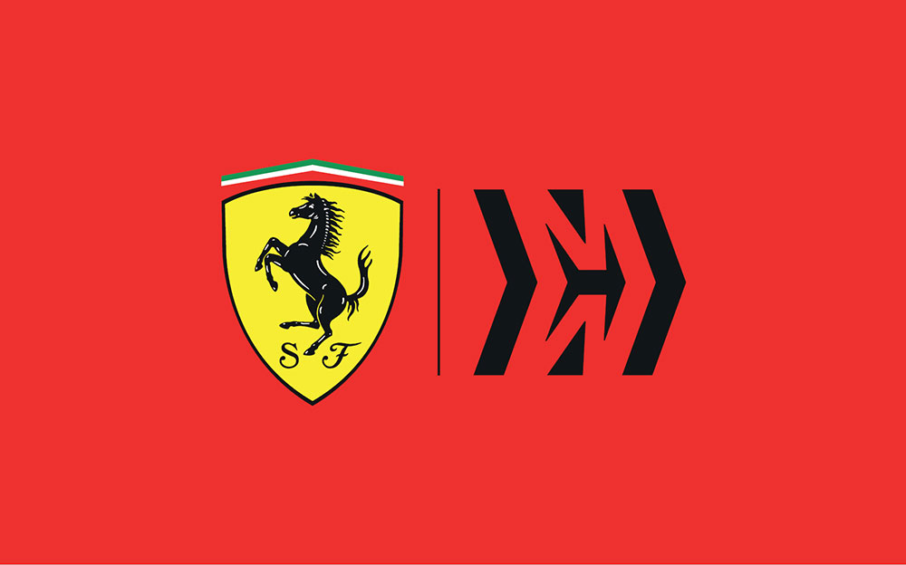 スクーデリア・フェラーリとミッションウィノウのロゴ