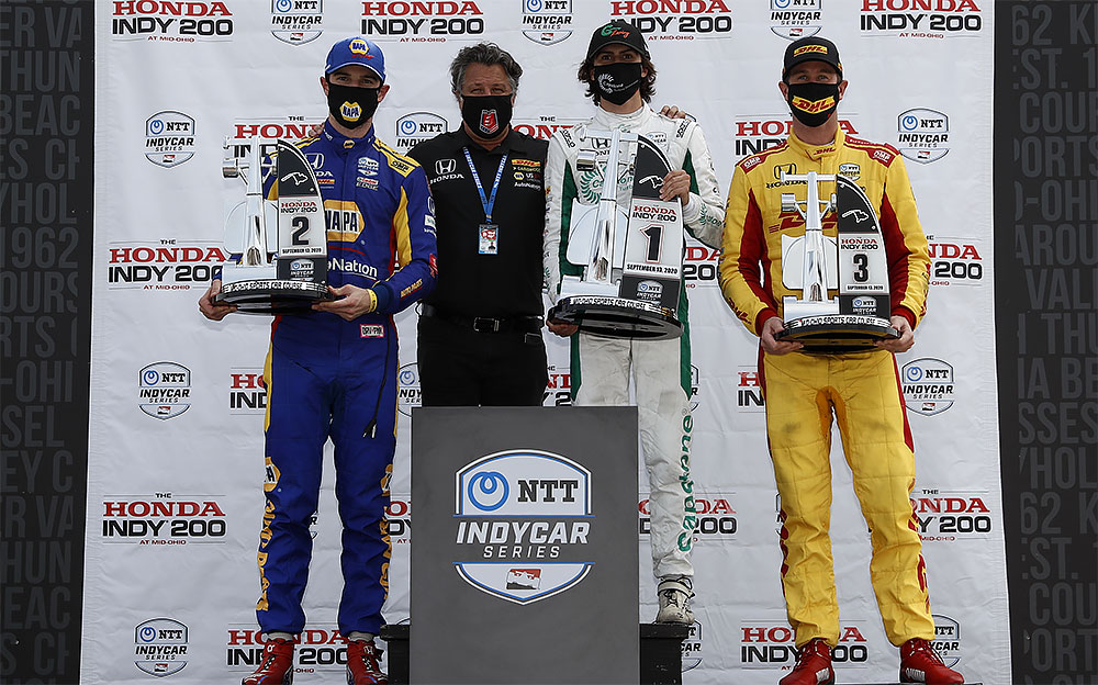 表彰台に上がったコルトン・ハータ、アレクサンダー・ロッシ、ライアン・ハンター=レイ、2020年インディカー・シリーズ第11戦ミッドオハイオ レース2