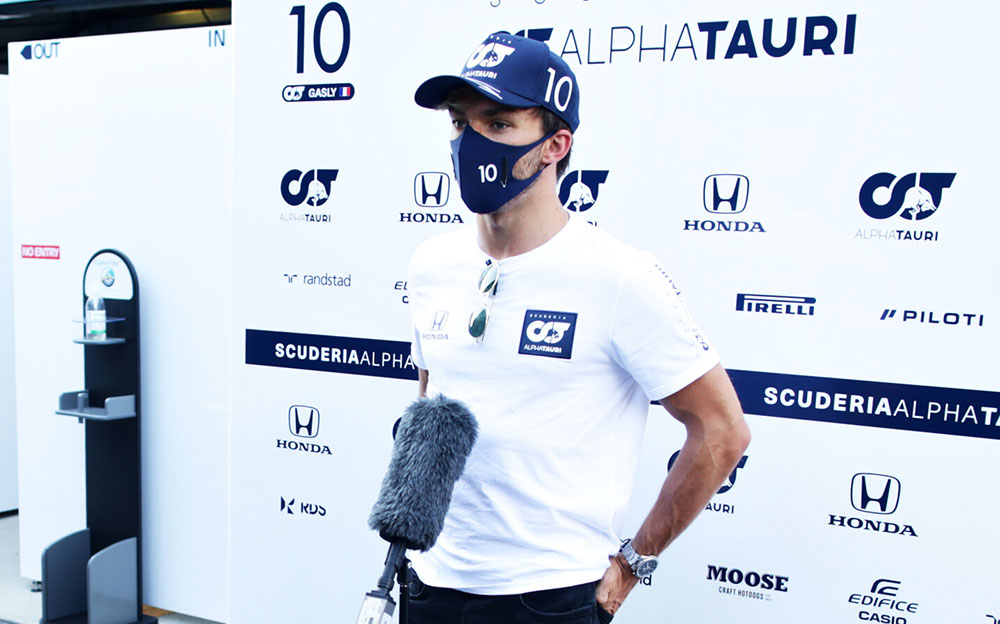 メディアセッションに対応するアルファタウリ・ホンダのピエール・ガスリー、2020年F1イタリアGP初日