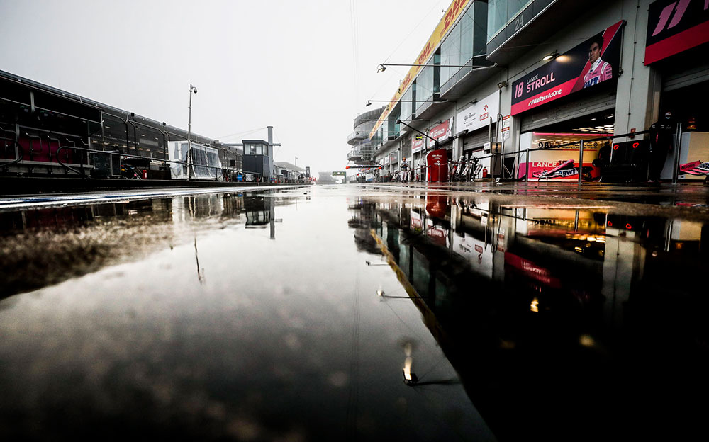 雨に濡れるニュルブルクリンク、2020年F1アイフェルGP