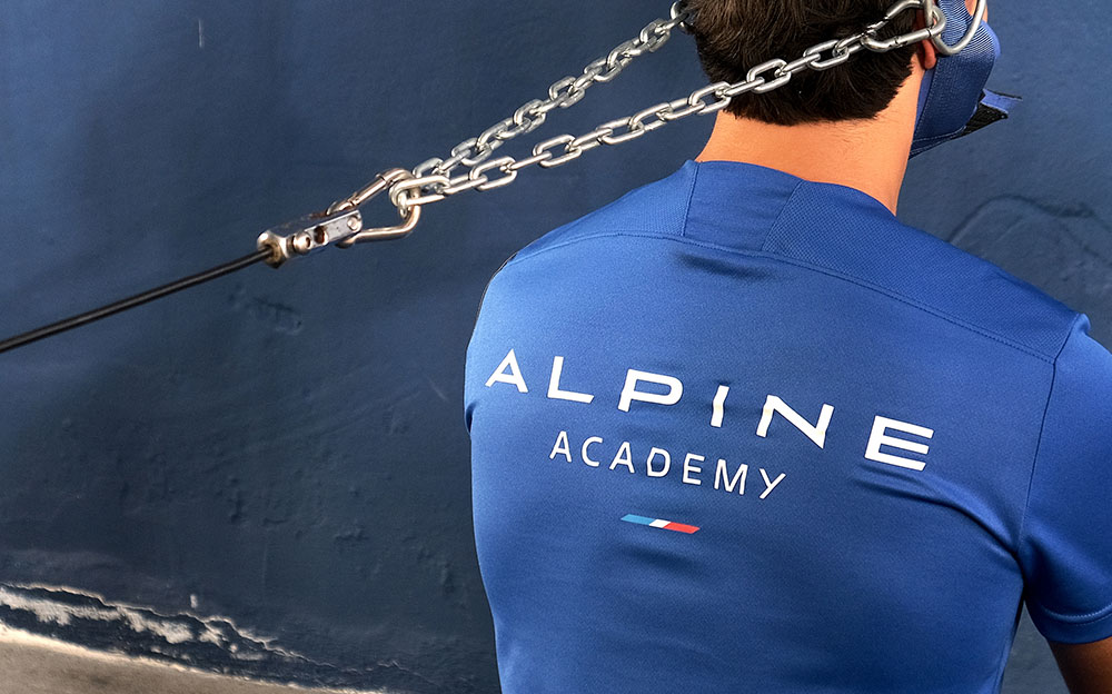 アルピーヌF1の若手ドライバー育成プログラム「アルピーヌ・アカデミー」のトレーニング風景