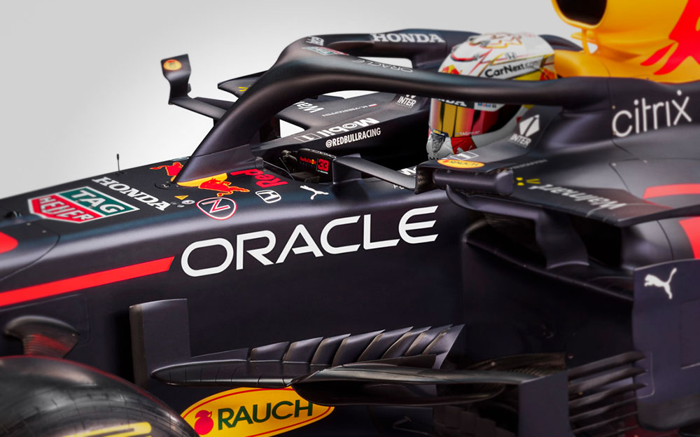 レッドブル・ホンダの2021年型F1マシン「RB16B」に掲載されたオラクルのロゴ
