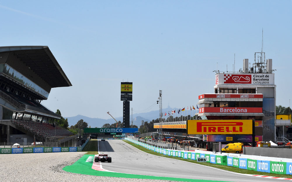 カタロニア・サーキットのホームストレート、2021年5月7日F1スペインGPフリー走行にて