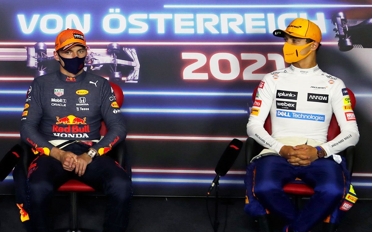レッドブル・ホンダのマックス・フェルスタッペンとマクラーレンのランド・ノリス、2021年7月4日F1オーストリアGP決勝後のFIA会見にて