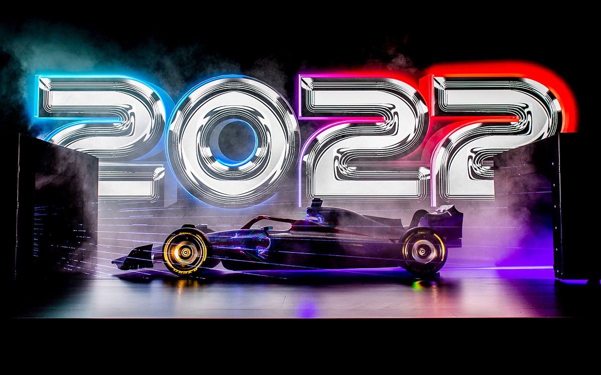 虹色の2022年型F1マシン実物大モデル、2021年7月15日にF1イギリスGPの舞台シルバーストン・サーキットで開催されたイベント「F1 One Begins」にて (15)