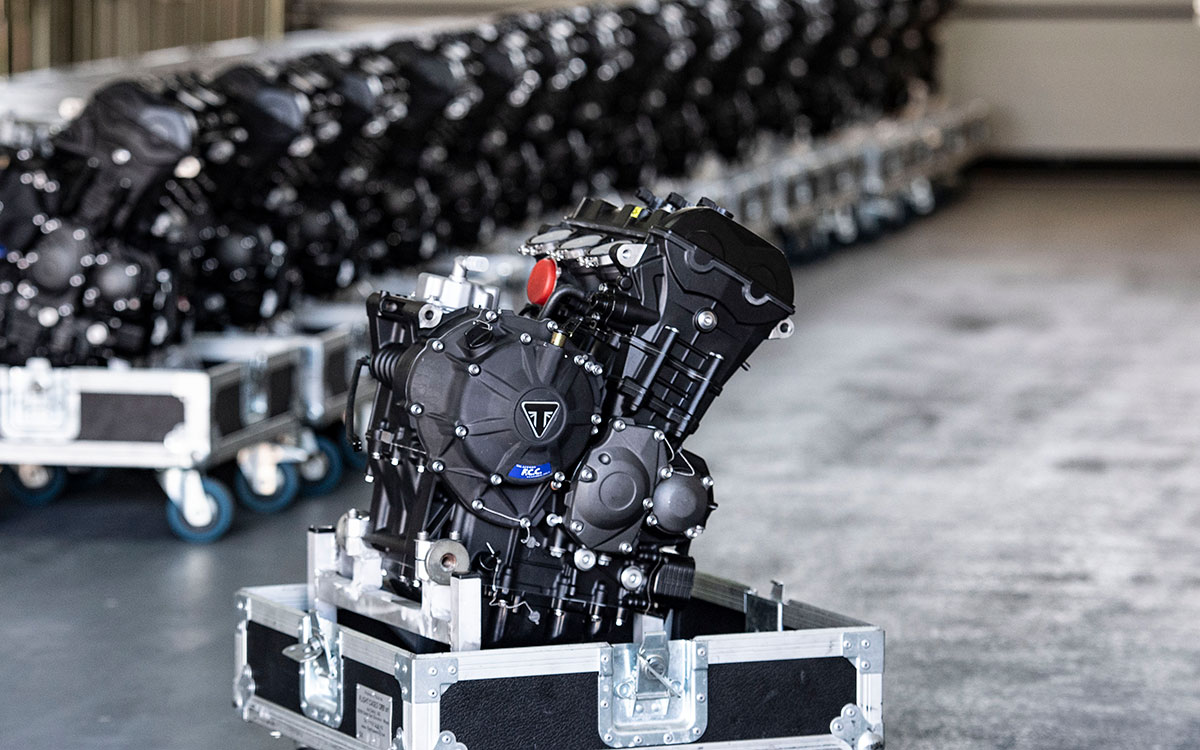 トライアンフがMoto2に供給する3気筒765ccエンジン (1)