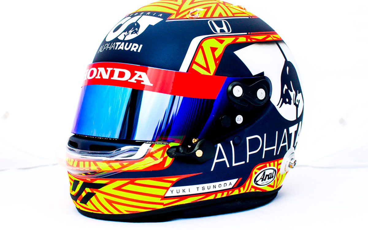 故アントワーヌ・ユベールを偲ぶ角田裕毅の2021年F1ベルギーGP仕様のスペシャルヘルメット (1)