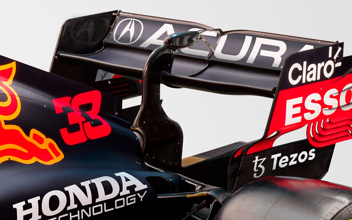 2021年F1アメリカGP仕様のレッドブル・ホンダRB16Bのリアウイングに掲載された「アキュラ」のロゴ (1)