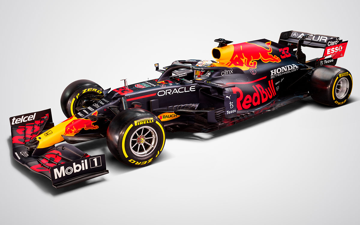 リアウイングにホンダの高級車ブランド「アキュラ」のロゴが掲載された2021年F1アメリカGP仕様のレッドブルRB16B (2)
