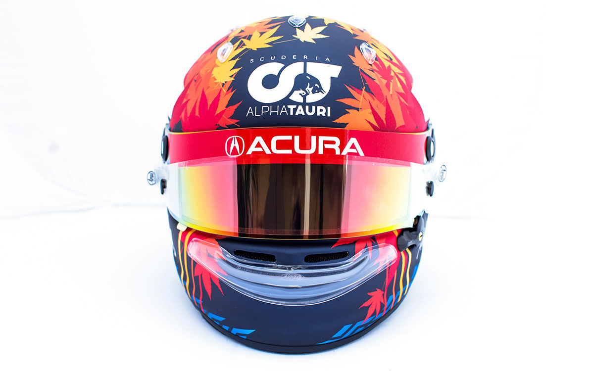 アルファタウリ・ホンダの角田裕毅が2021年のF1アメリカGPに持ち込んだ幻の日本GP仕様のスペシャルヘルメット (2)