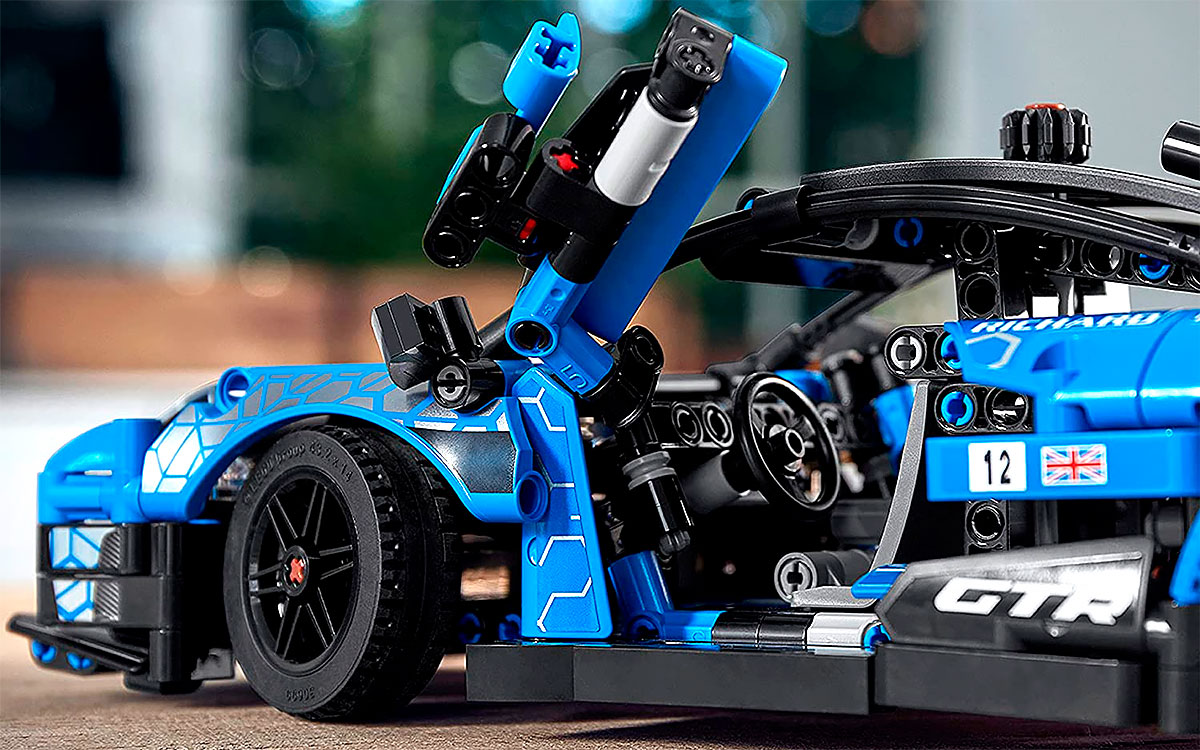 レゴ(LEGO)テクニック マクラーレン・セナGTR、レーシングスポーツカー組み立てセット