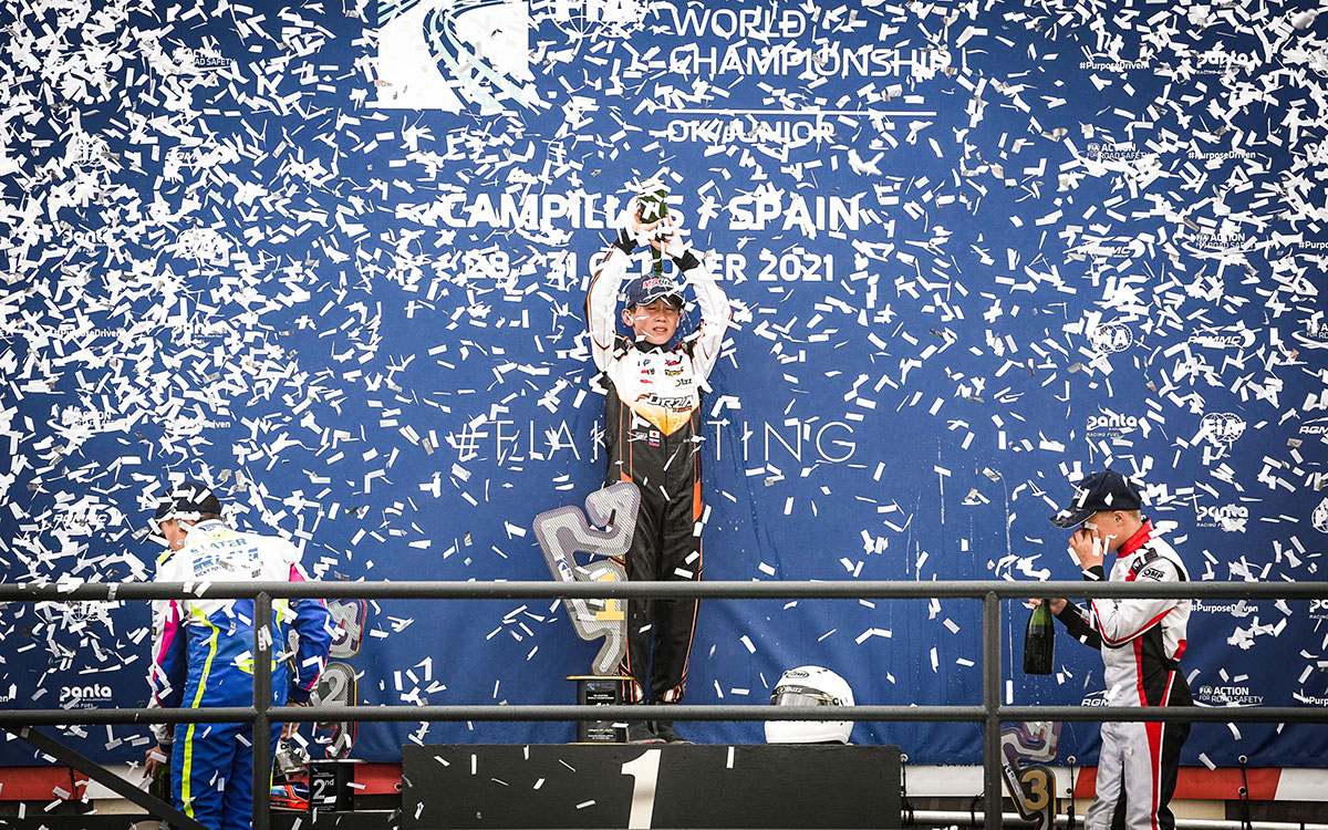 2021年CIK-FIAカート世界選手権OKジュニア・クラスのチャンピオンに輝いた中村紀庵 (3)