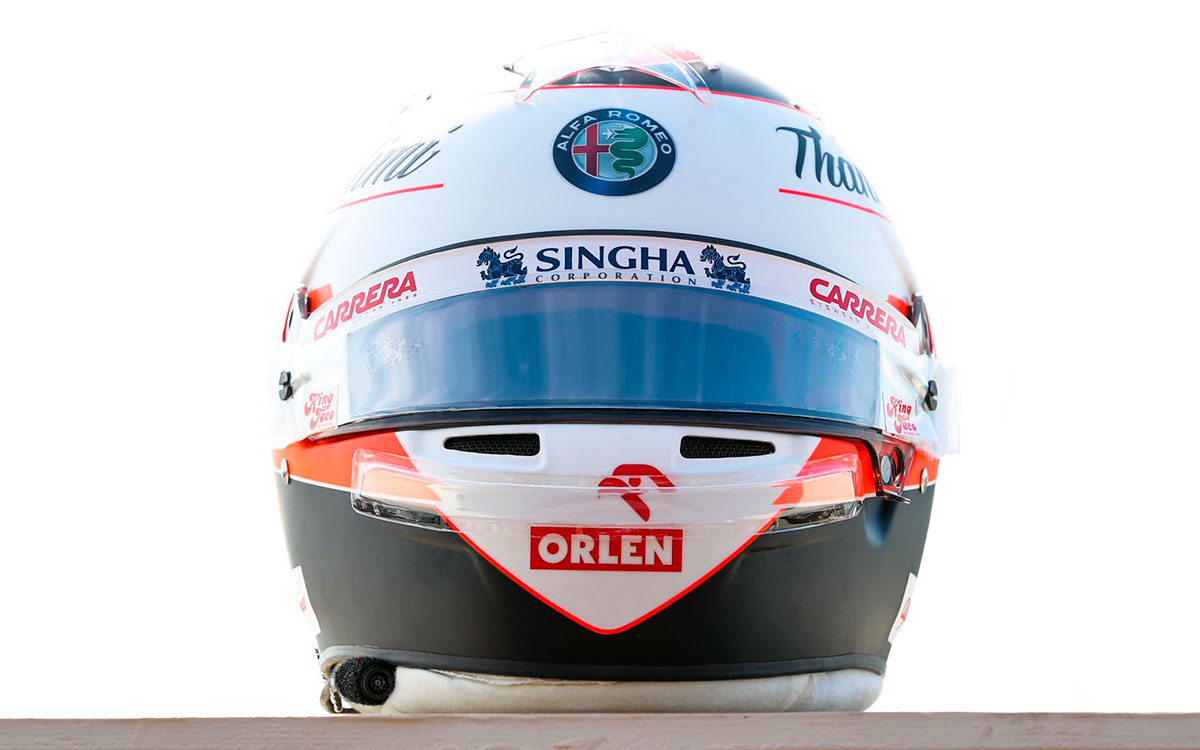 アントニオ・ジョビナッツィが僚友キミ・ライコネンの引退に敬意を表して作ったスペシャルヘルメット、2021年12月8日F1アブダビGPにて (1)