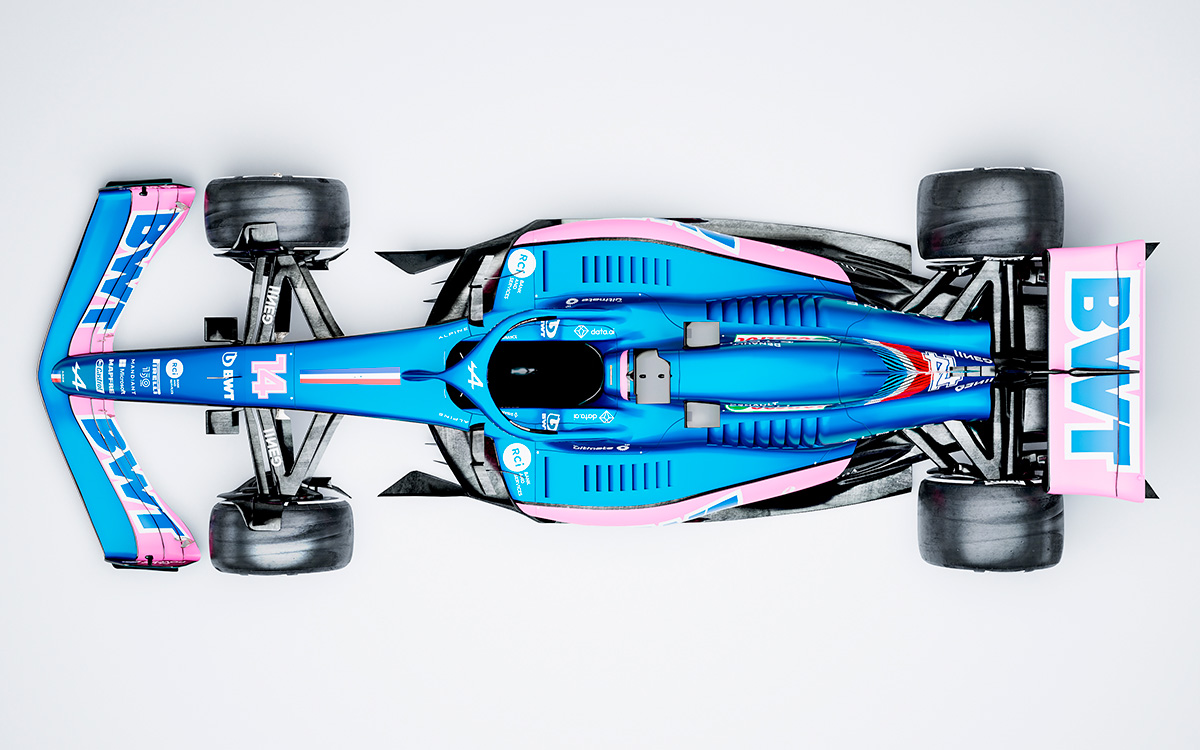 アルピーヌの2022年型F1マシン「A522」の青バーション、白背景レンダリング全体像見下ろし