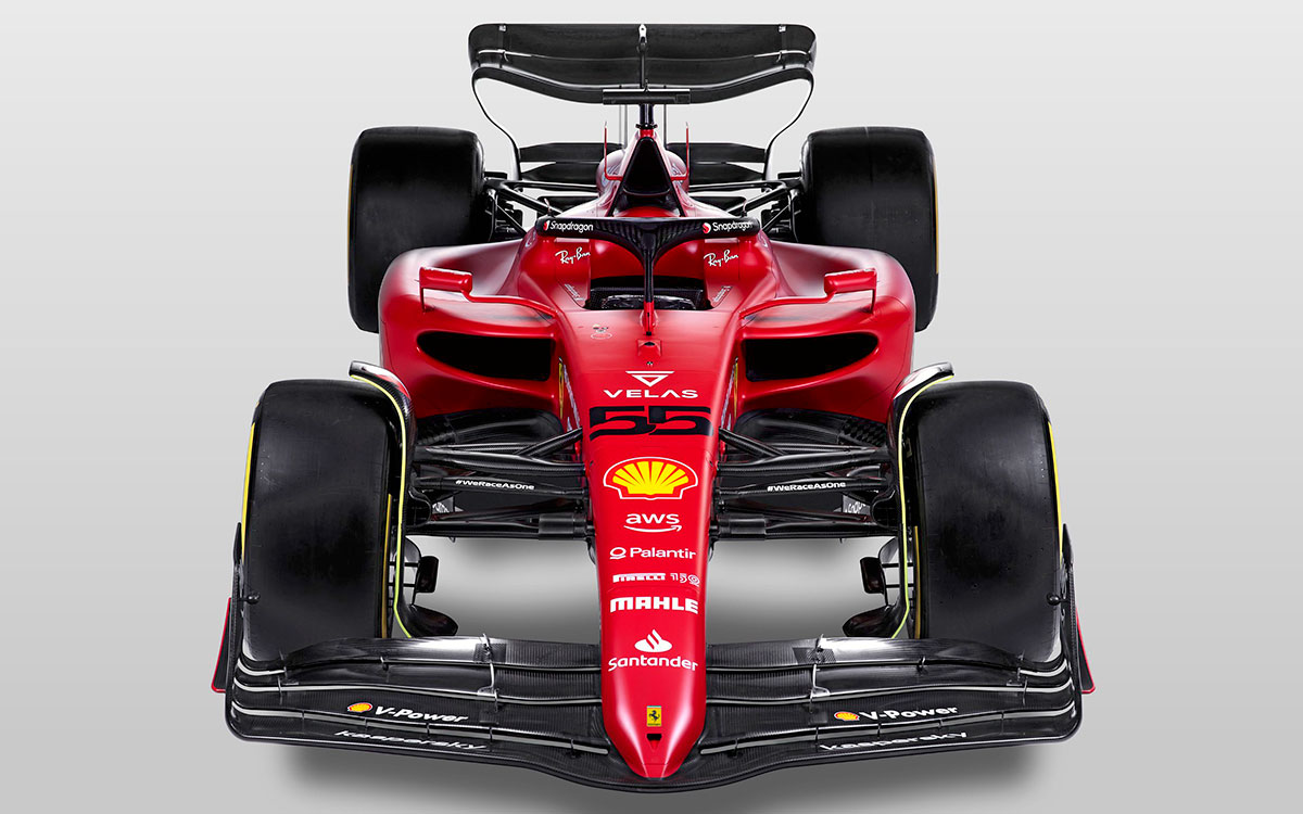 正面全景、スクーデリア・フェラーリの2022年型F1マシン「F1-75」のローンチモデル (2)