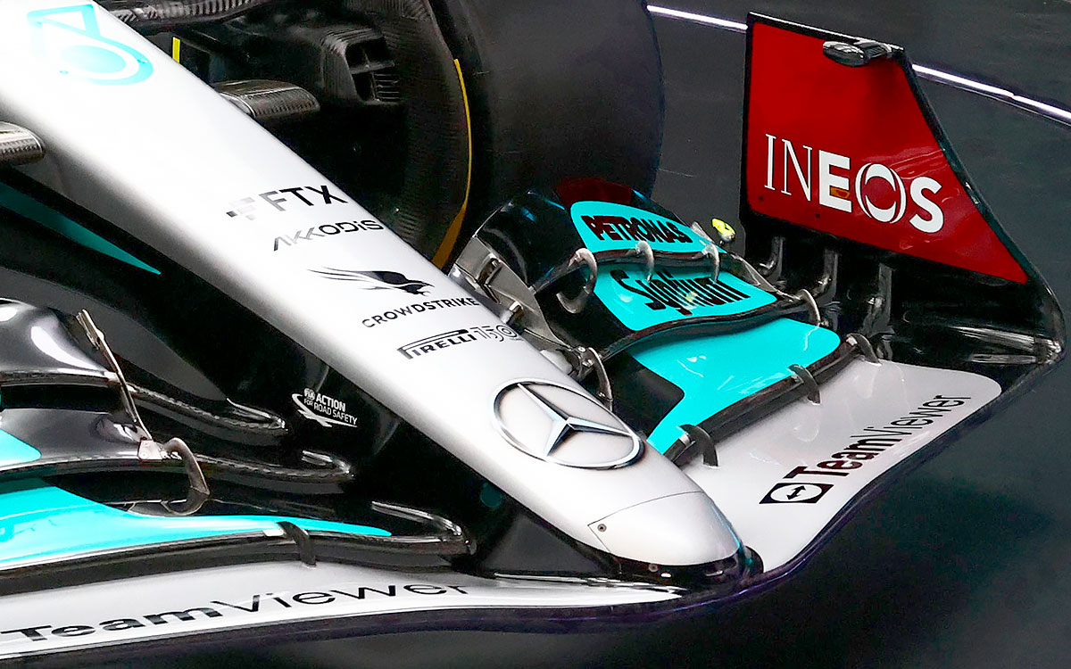フロントウイング、ノーズ詳細、メルセデスの2022年型F1マシン「W13」ローンチモデルの細部