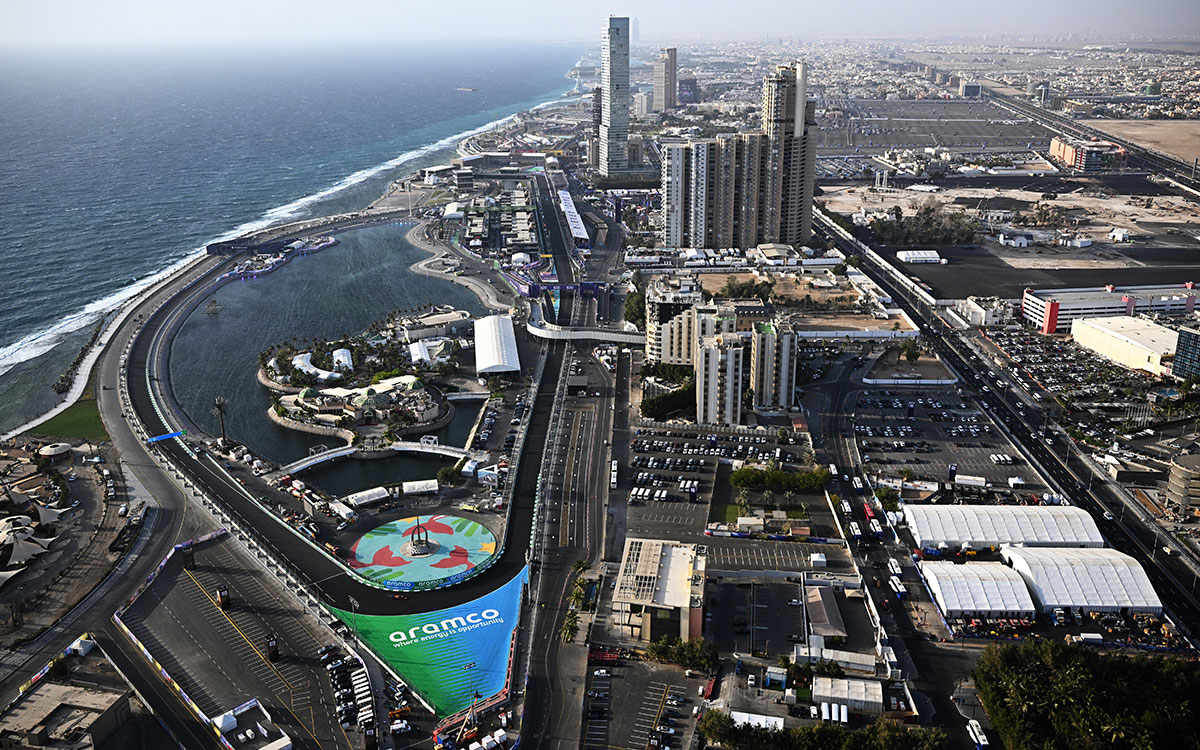 ジェッダ市街地コースの空撮写真、2022年3月26日F1サウジアラビアGPフリー走行3