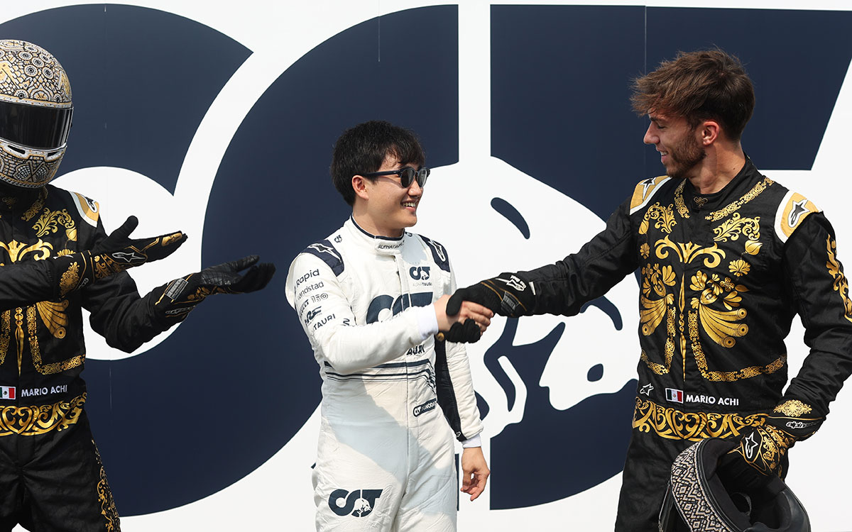 匂いだけでチームメイトのピエール・ガスリーを判別する角田裕毅（アルファタウリ）、2022年10月27日F1メキシコGP (2)