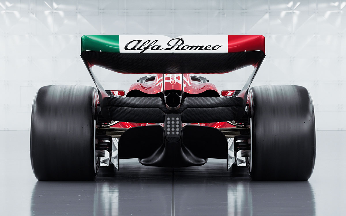 アルファロメオ（ザウバー）の2023年型F1マシン「C43」のショーカーの全景リア、2023年2月7日