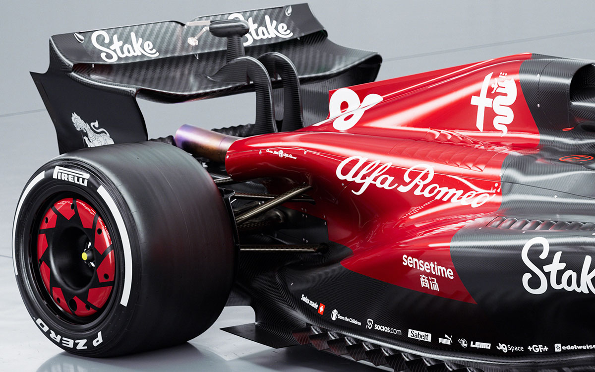 アルファロメオ（ザウバー）の2023年型F1マシン「C43」のショーカーのリアエンド、2月7日公開
