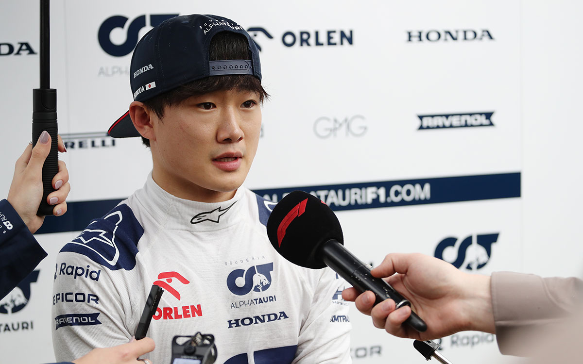 FP2を経てインタビューに応じる角田裕毅（アルファタウリ）、2023年3月31日F1オーストラリアGP