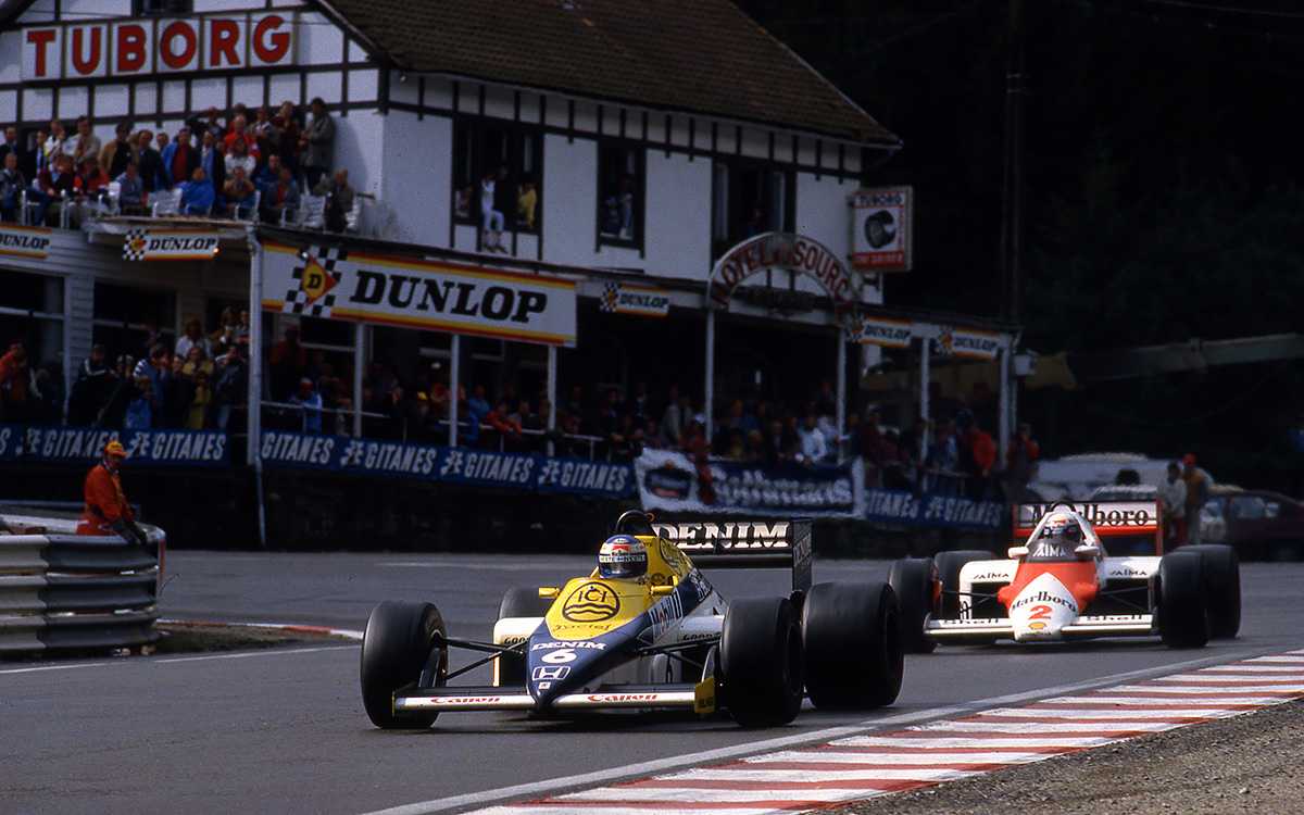 ウィリアムズ・ホンダ「FW10」をドライブするケケ・ロズベルグ、1985年F1世界選手権