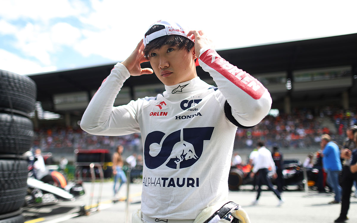 レース前のグリッドで準備する角田裕毅（アルファタウリ）、2023年7月2日F1オーストリアGP