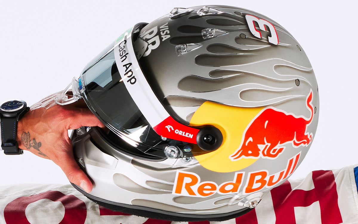 ダニエル・リカルド（ビザ・キャッシュアップRBフォーミュラ1チーム）の2024年仕様レーシングヘルメット