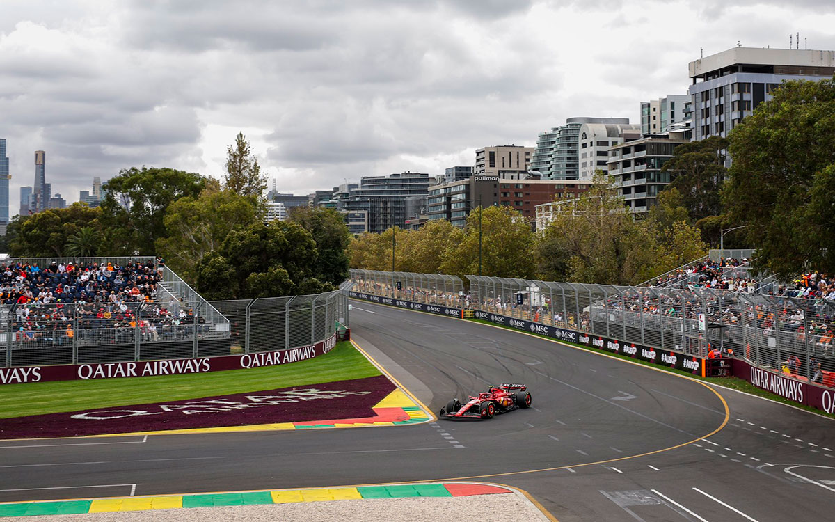 アルバート・パーク・サーキットを周回するカルロス・サインツ（フェラーリ）、2024年3月23日F1オーストラリアGP FP3