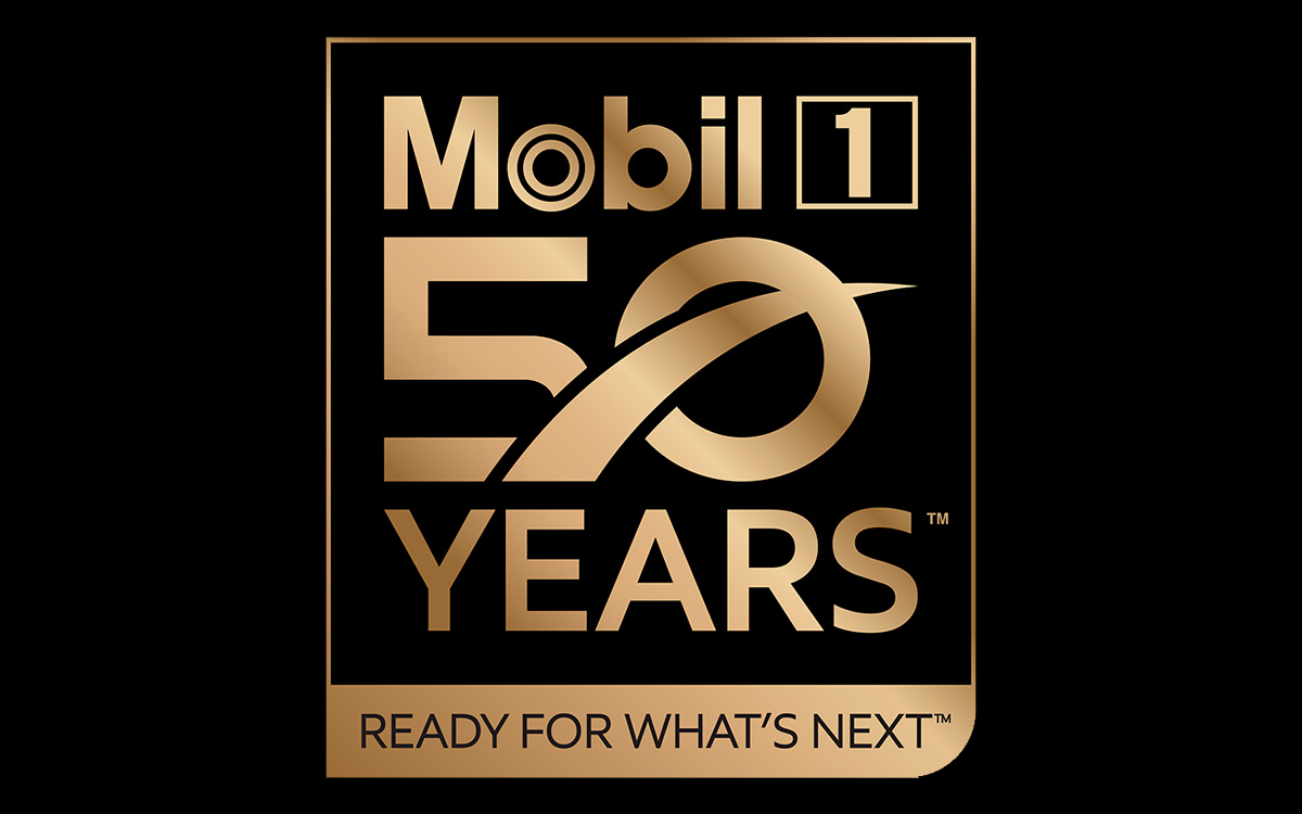 Mobil 1の創設50周年記念ロゴ