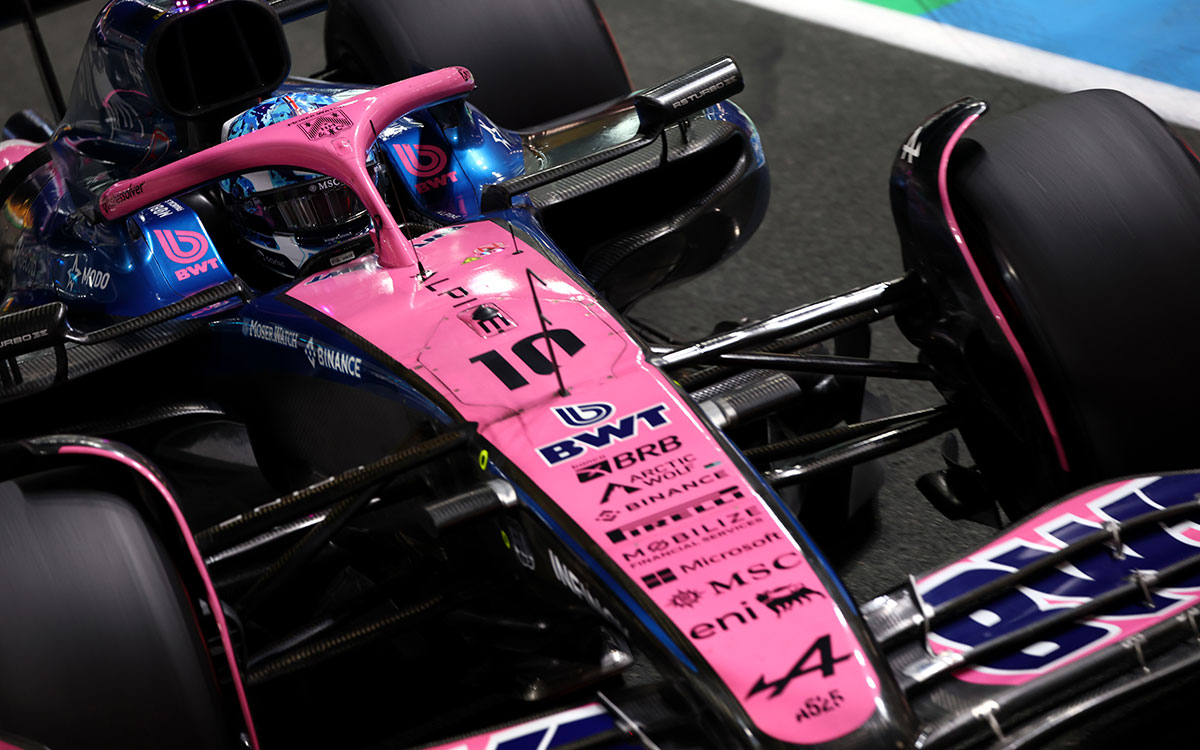 ジェッダ市街地コースを走行するピエール・ガスリー(アルピーヌ)、2025年4月19日F1サウジアラビアGP (1)