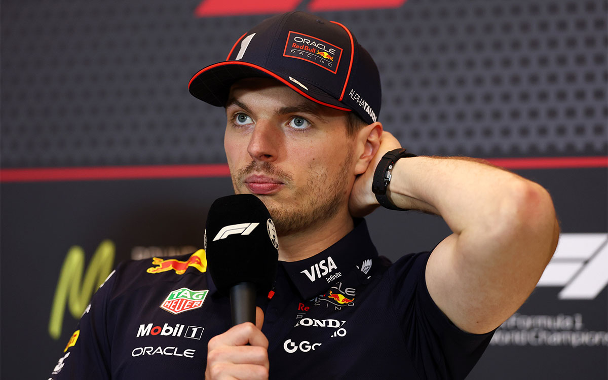 記者会見で話すマックス・フェルスタッペン(レッドブル・レーシング)、2025年5月22日(木) F1モナコGPプレビュー(モンテカルロ市街地コース)