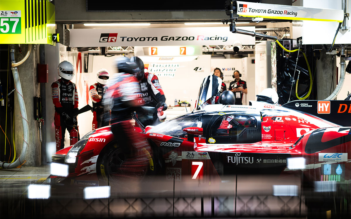 ピットインするTOYOTA GAZOO Racing7号車、2025年6月12日(木) ル・マン24時間レース FP4