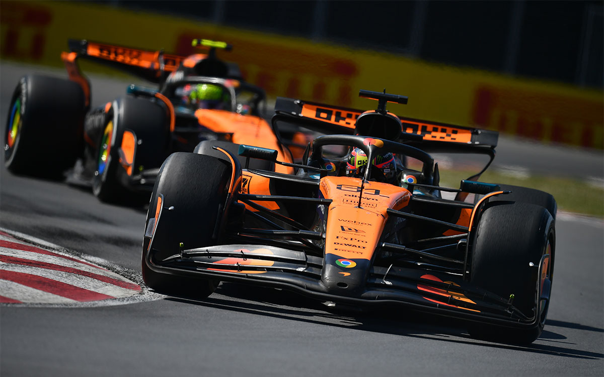ジル・ビルヌーブ・サーキットを走行するオスカー・ピアストリとランド・ノリスのマクラーレンMCL39、2025年F1カナダGP