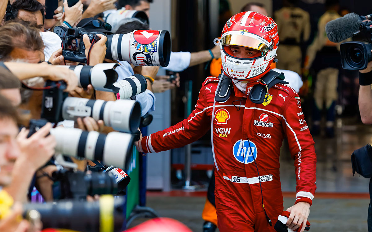 3位フィニッシュを経てパルクフェルメに姿を見せたシャルル・ルクレール（フェラーリ）、2025年6月1日(日) F1スペインGP決勝（カタロニア・サーキット）