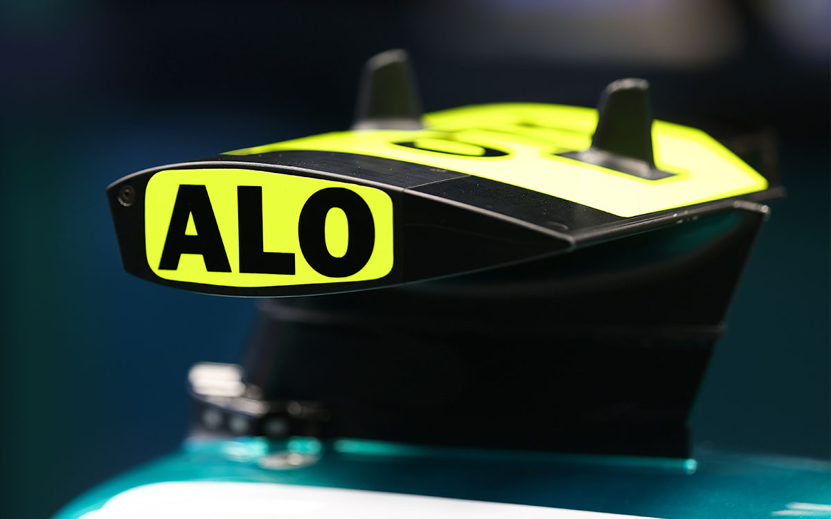 識別評価テストのためにオンボードカメラの上部と側面に「ALO」のイニシャルが掲出されたランス・ストロールのアストンマーチン「AMR25」、2025年7月24日F1ベルギーGP（スパ・フランコルシャン）