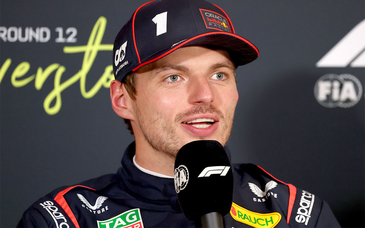 予選後のドライバープレスカンファレンスに出席するポールシッターのマックス・フェルスタッペン（レッドブル）、2025年7月5日(土) F1イギリスGP（シルバーストン・サーキット）