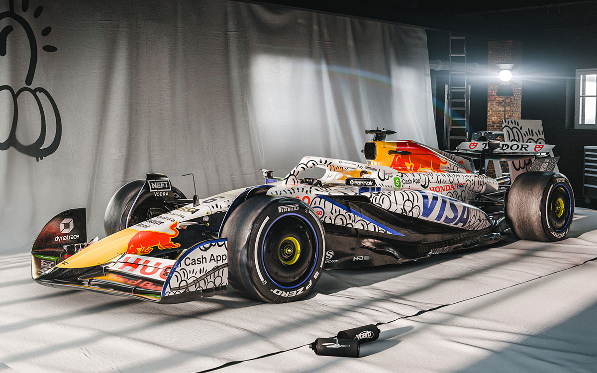 Slawnデザインのスペシャルリバリーが施された2025年F1イギリスGPで投入されるVCARB 02 (5)