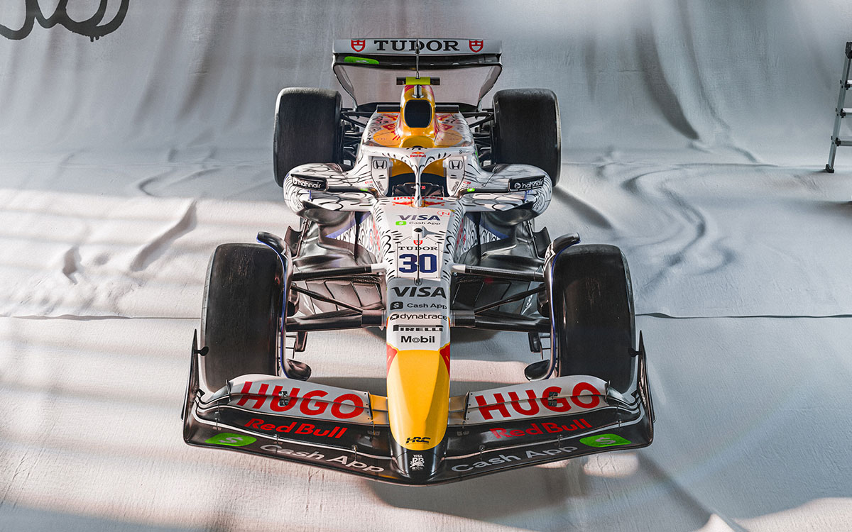 Slawnデザインのスペシャルリバリーが施された2025年F1イギリスGPで投入されるVCARB 02 (7)
